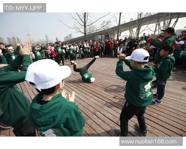 重磅专题:西安街舞队的整体压制革新 重磅专题:西安街舞队的整体压制革新